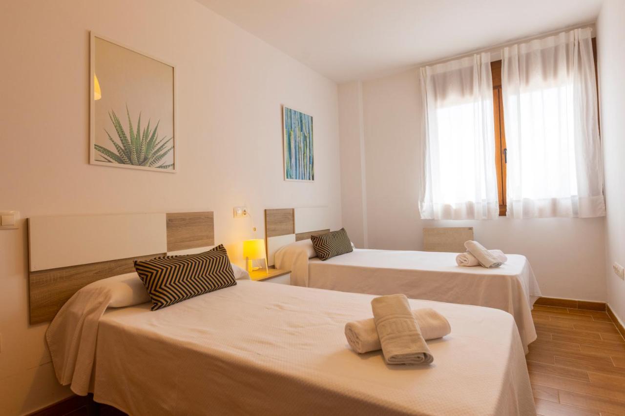 Apartagal-Playa De Llas, Foz Buitenkant foto